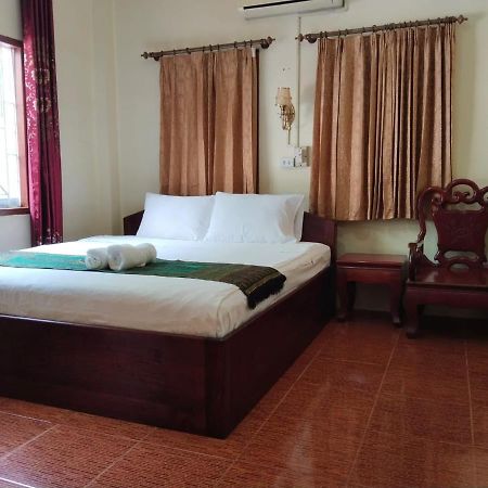 Thipphaphone Guesthouse Пакбенг Экстерьер фото